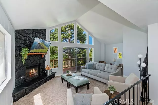 523 Pioneer, Lake Arrowhead, CA 92352