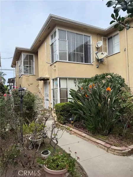 235 Belmont AVE 6, Long Beach, CA 90803
