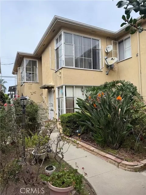 235 Belmont AVE 6, Long Beach, CA 90803