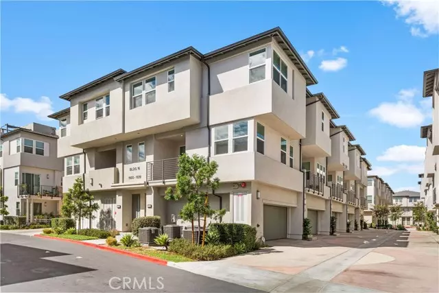 Anaheim, CA 92805,1539 W. Cara