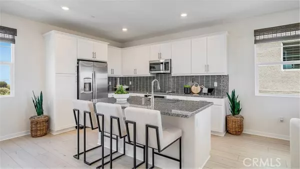 Ontario, CA 91762,2573 E Lincoln Paseo