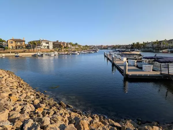 Oxnard, CA 93035,4256 Tradewinds DR