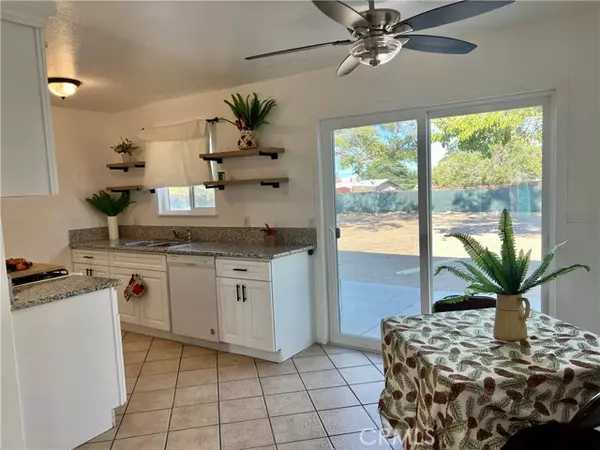 10393 Hemlock AVE, Hesperia, CA 92345