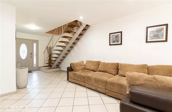 Carson, CA 90746,900 E Sagebank ST