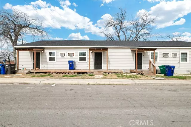 22654 La Rochelle, Saugus, CA 91350