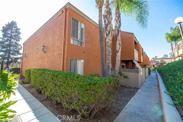 San Diego, CA 92120,7737 Margerum 205