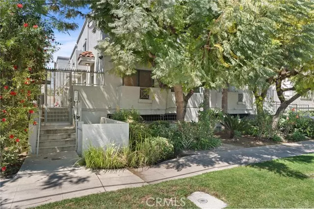 Sherman Oaks, CA 91411,15153 Burbank BLD 1