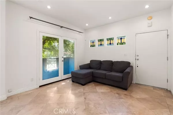 Sherman Oaks, CA 91411,15153 Burbank BLD 1