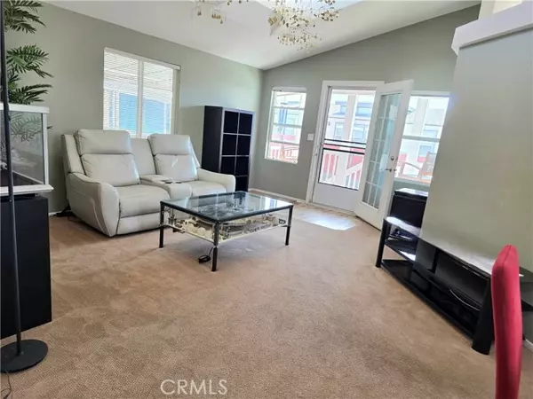 Long Beach, CA 90803,6275 E Emerald Cove DR 283