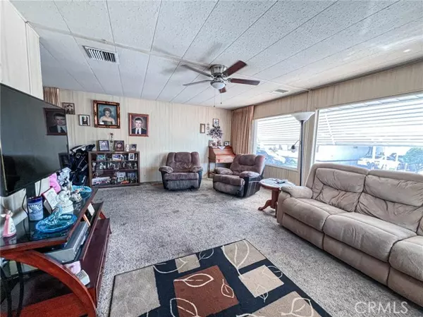 La Verne, CA 91750,4095 Fruit St Spc 328