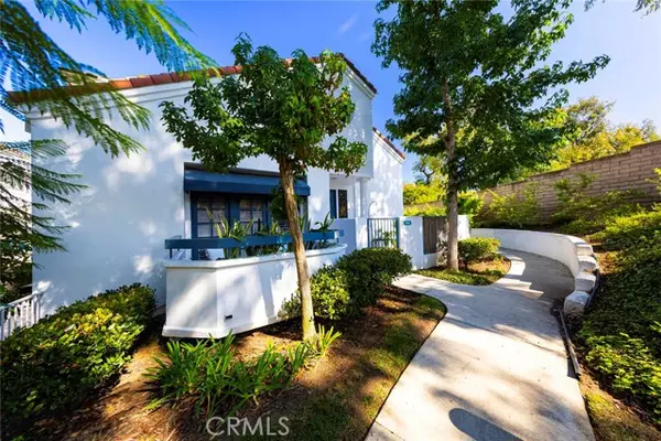 19561 Pompano 106, Huntington Beach, CA 92648