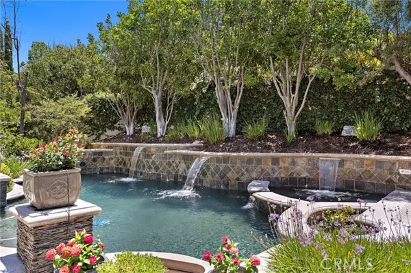 14 Marchin DR, Coto De Caza, CA 92679