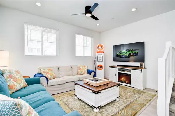 San Luis Obispo, CA 93401,1053 Tiburon WAY