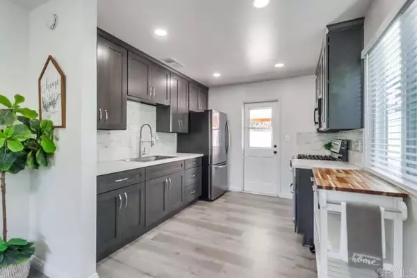 National City, CA 91950,3412 Newberry St.