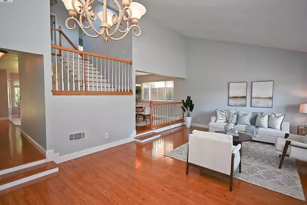 Dublin, CA 94568,6746 Sapphire St