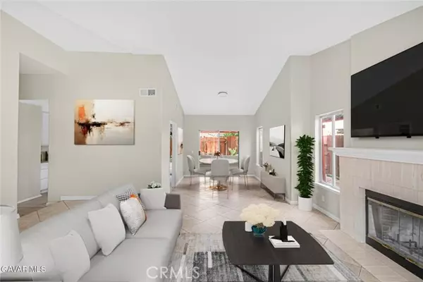 Palmdale, CA 93552,5711 Barcelona