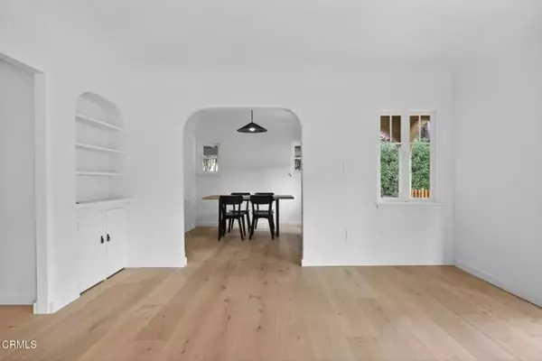 Ojai, CA 93023,309 Canada ST