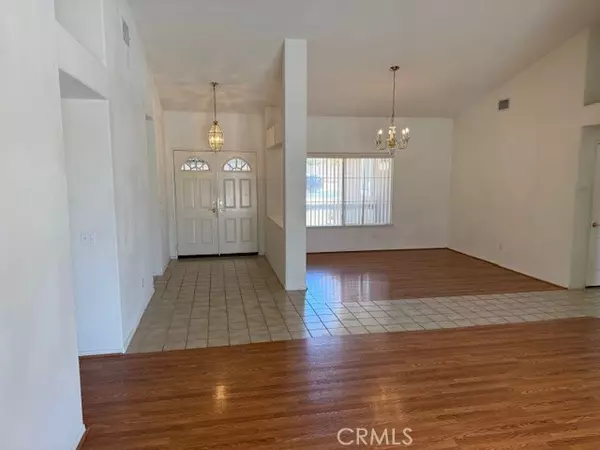 Apple Valley, CA 92308,13240 Mugu CT