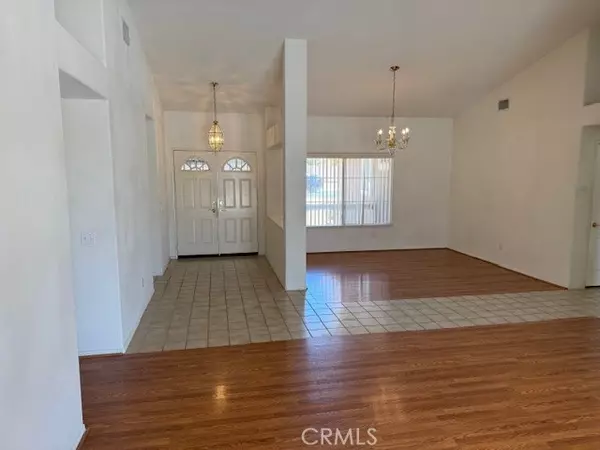 Apple Valley, CA 92308,13240 Mugu CT