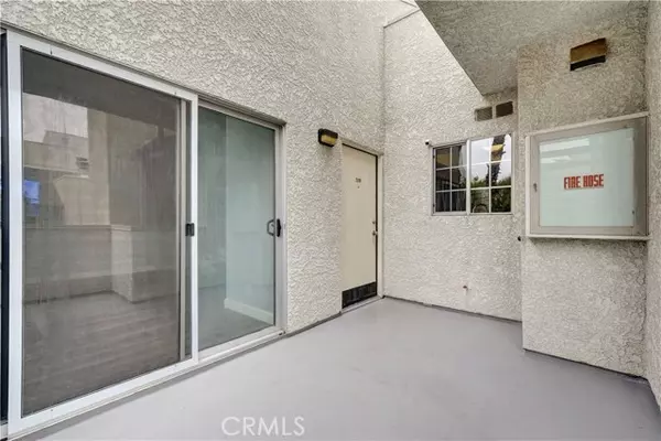 Winnetka, CA 91306,20155 Keswick ST 209