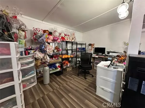 Lancaster, CA 93534,723 W I AVE 94