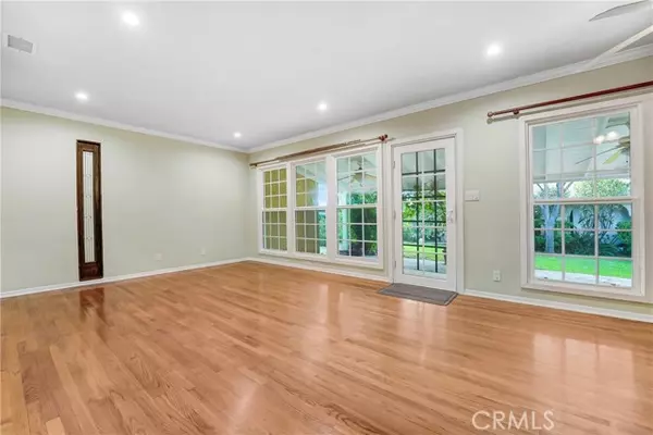 Arleta, CA 91331,9035 Woodale AVE