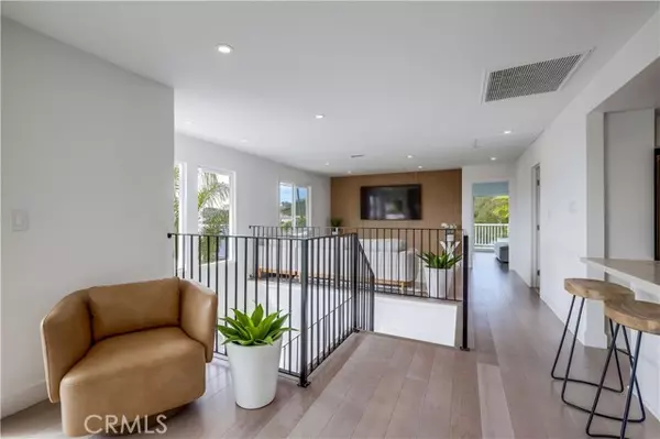 San Clemente, CA 92672,605 E Avenida San Juan