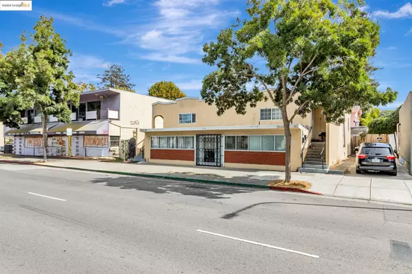 Berkeley, CA 94702,3109 Sacramento St