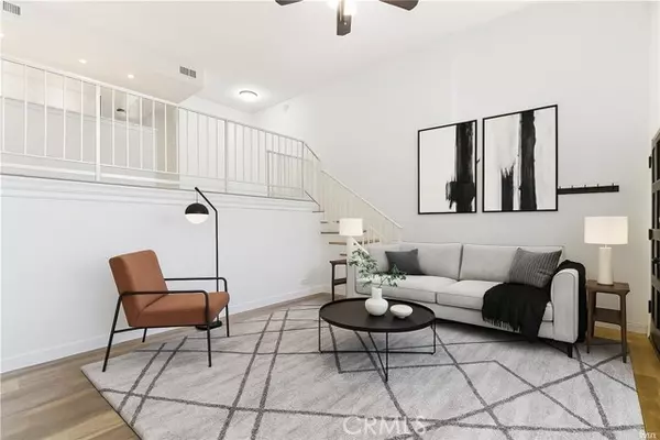 23401 Park Sorrento 51, Calabasas, CA 91302