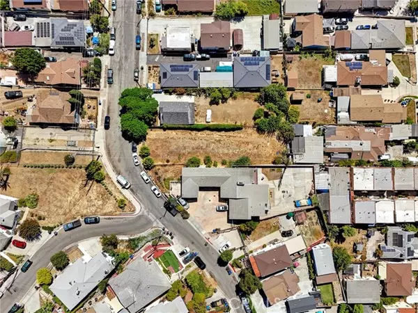 East Los Angeles, CA 90063,961 N Rowan