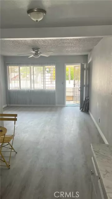 Los Angeles, CA 90037,1194 39th ST 7