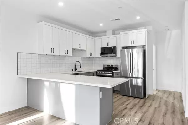 North Hollywood, CA 91601,10857 Morrison 1/2