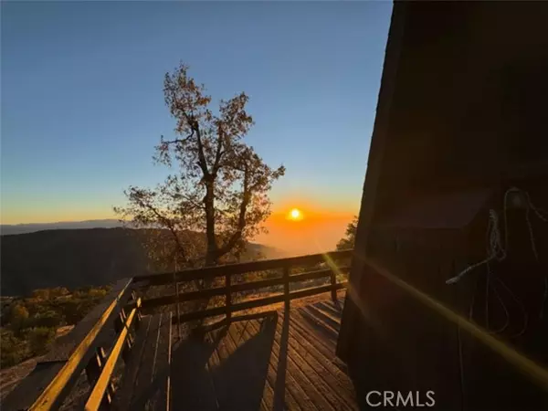 Tehachapi, CA 93561,27380 Deertrail DR