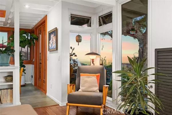 Laguna Beach, CA 92651,1687 Temple Hills DR