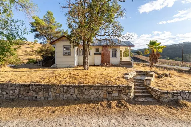 1290 Nacimiento Lake DR, Paso Robles, CA 93446