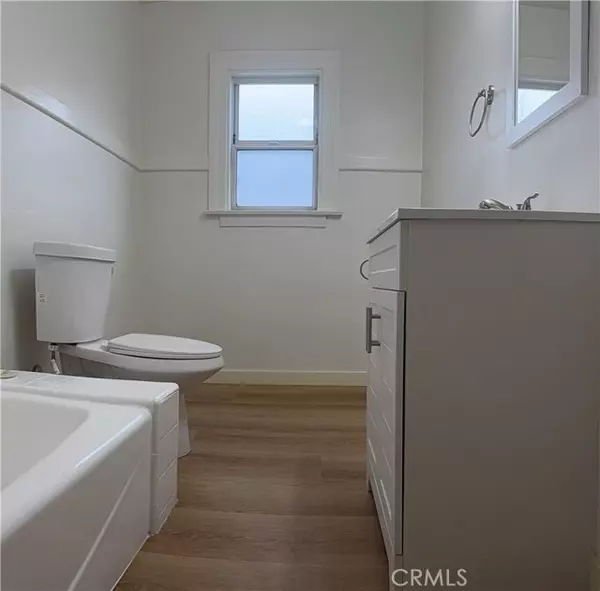 Los Angeles, CA 90037,1307 W Martin Luther King Jr BLD