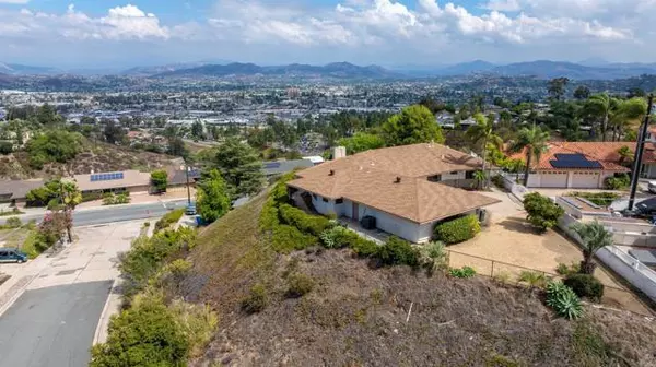 El Cajon, CA 92020,275 HiHill WAY