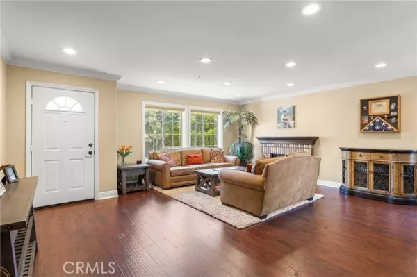 Irvine, CA 92606,16 Arizona