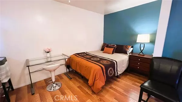 Palm Springs, CA 92264,583 Calle Abronia B