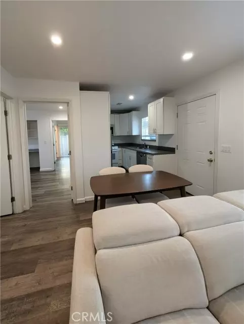 North Hollywood, CA 91601,11106 Califa St