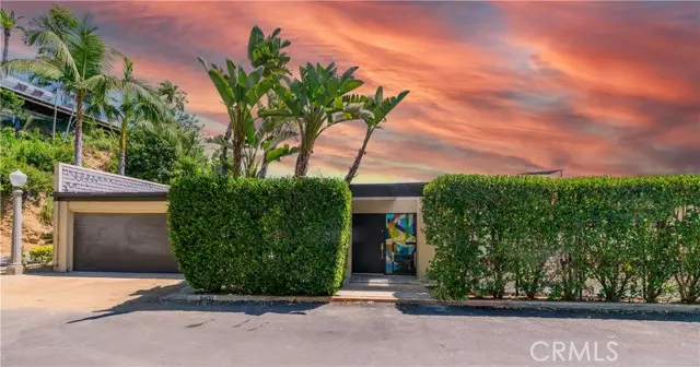 9400 Sierra Mar DR, Los Angeles, CA 90069