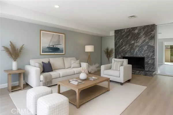 Rancho Palos Verdes, CA 90275,5726 Sunmist DR