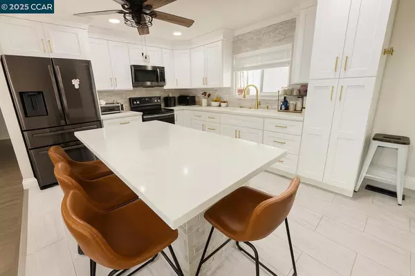 Rio Vista, CA 94571,814 Elm WAY