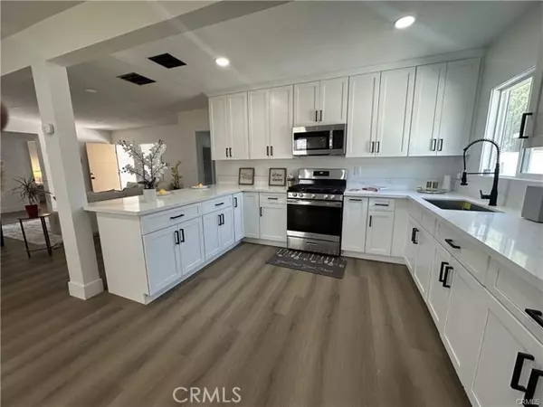San Bernardino, CA 92411,1598 W 7th
