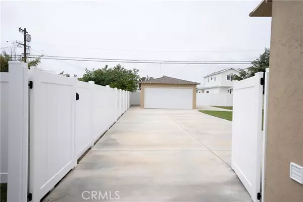 Marina Del Rey, CA 90066,12837 Bonaparte