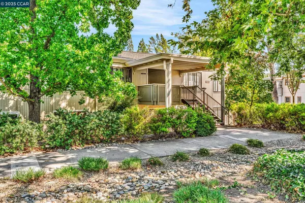 1108 Fairlawn Ct. 6, Walnut Creek, CA 94595-2804