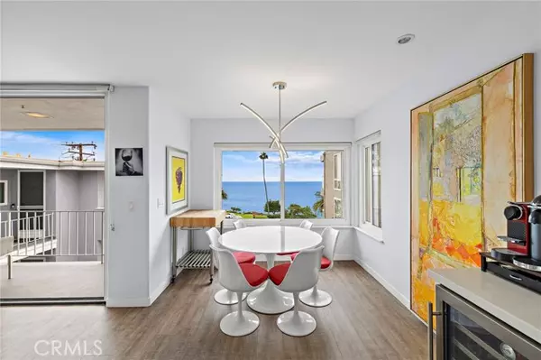 Laguna Beach, CA 92651,520 Cliff DR 304