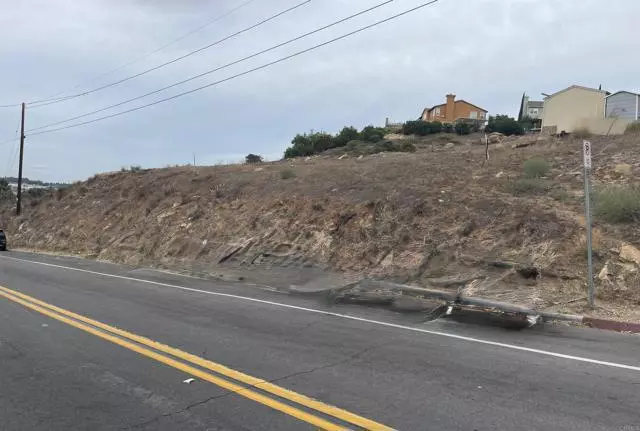 7520 High ST, La Mesa, CA 91941