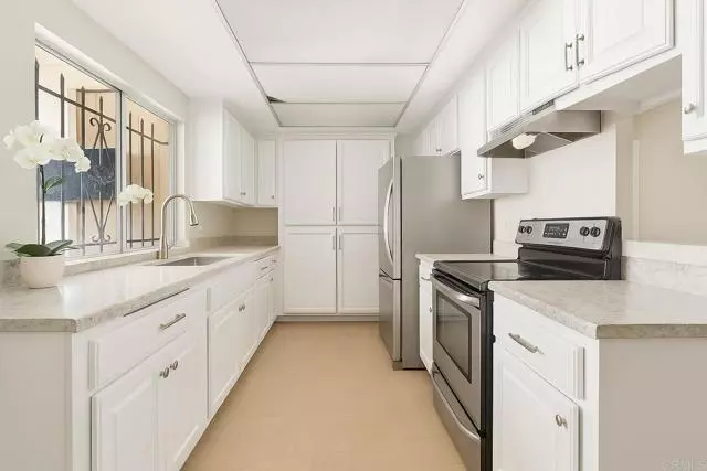 915 N Fig ST E, Escondido, CA 92026