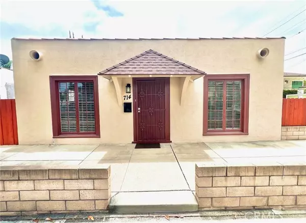 Fullerton, CA 92831,714 E Chapman AVE